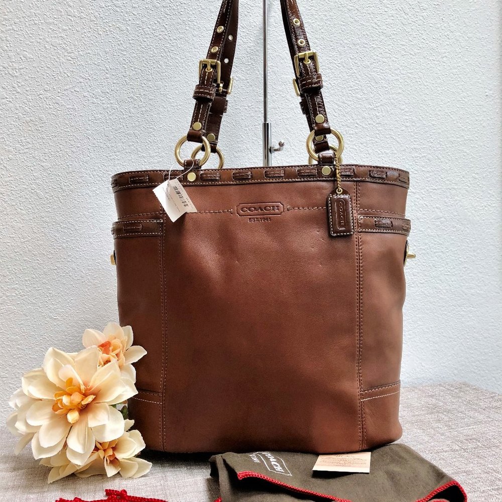 NWT COACH Gallery Laced Leather N/S Tote 11230